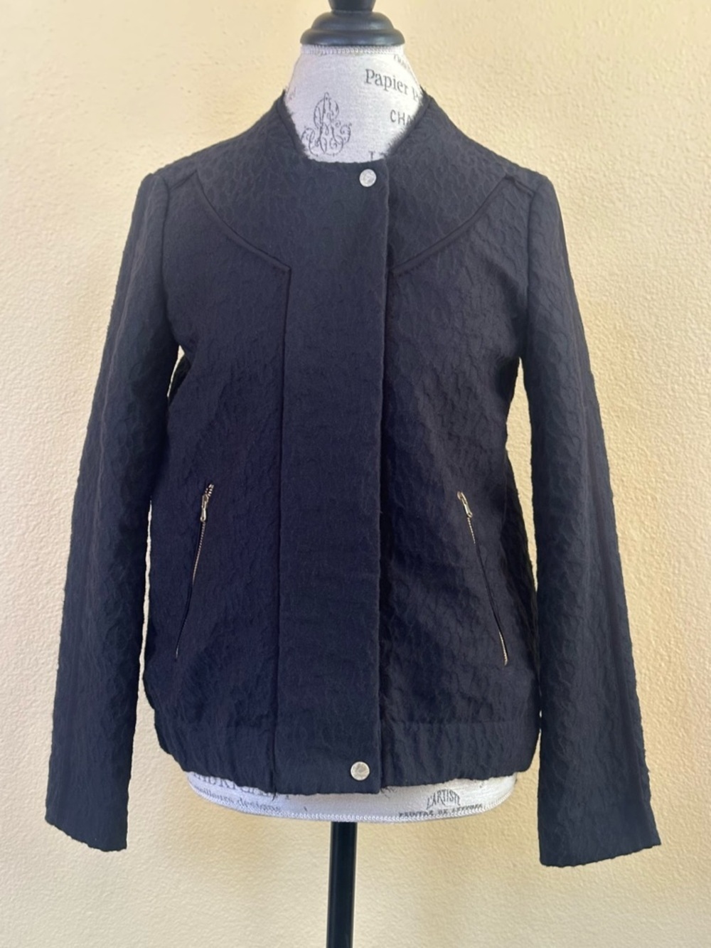 Zara Trafaluc (TRF) Black Textured Bomber Jacket Size XS Great Condition! - Picture 2 of 9